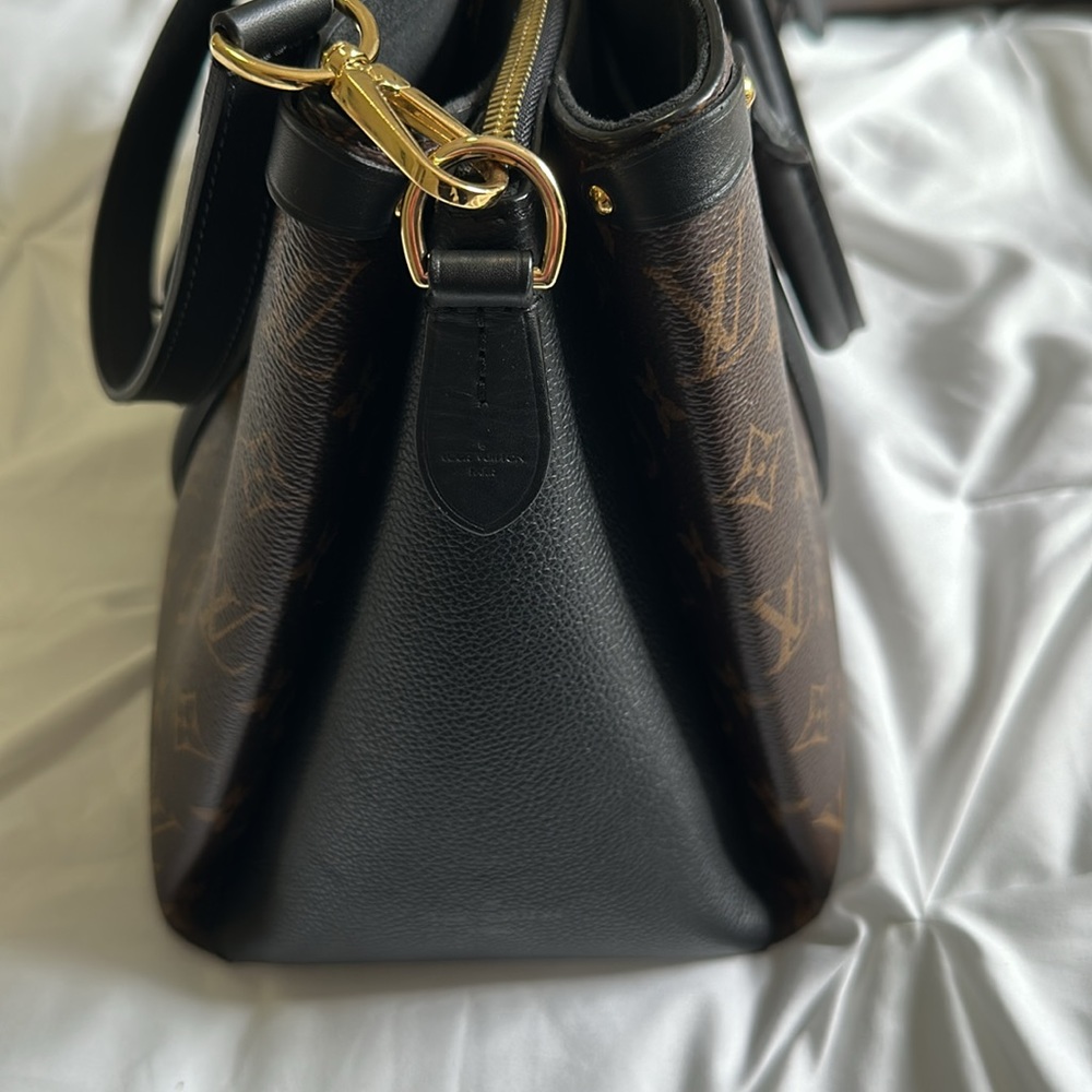Soufflot MM Tote monogram canvas - Picture 5 of 16